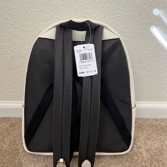 Medium Charlie Backpack - Picture 3 of 3